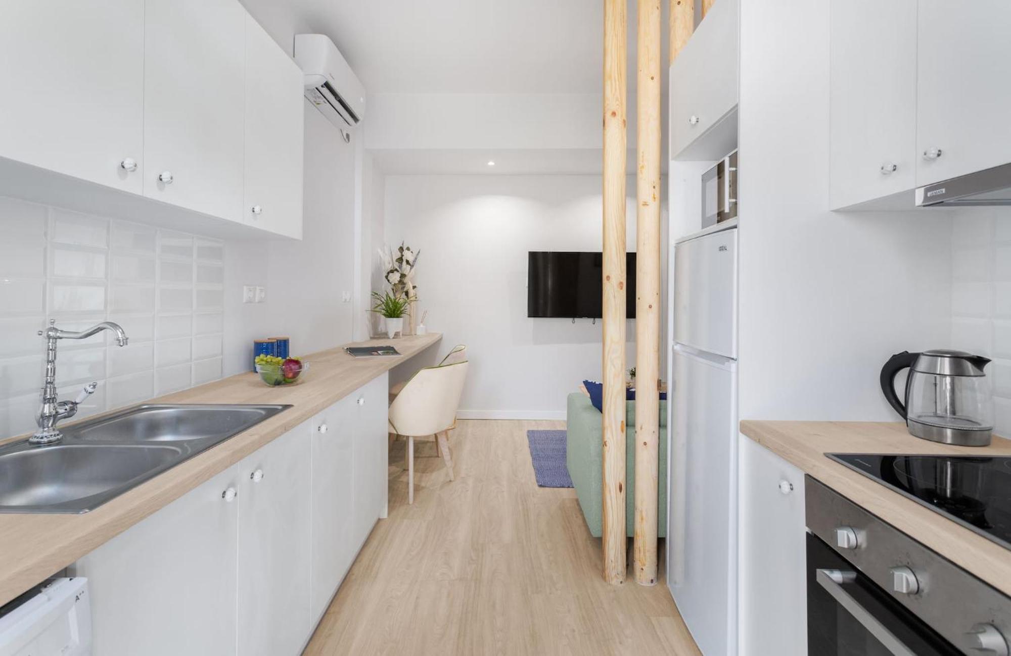 Modern & Stylish Hideaway Downtown Near Acropolis & Metro
